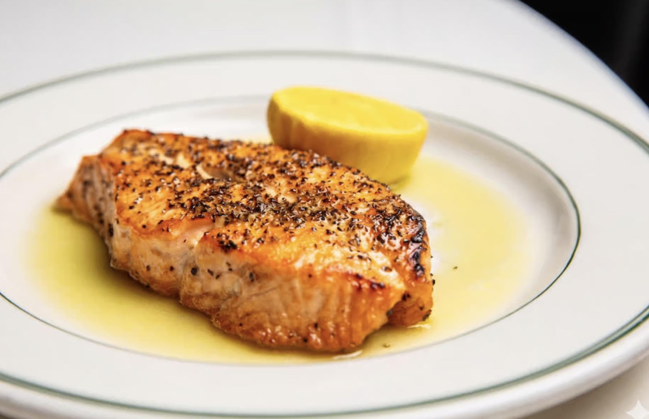 image of Salmon au Poivre*